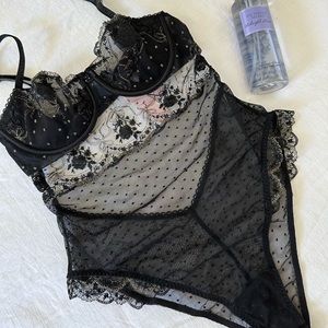 Black and Gold Lace Teddy